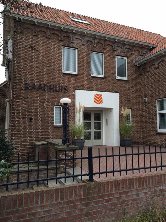 Raadhuis Egmond Egmond aan den Hoef Rum bild